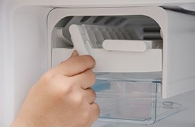 Tủ lạnh Toshiba GR-S25VPB(S) 228 lít