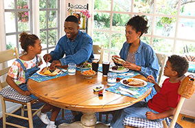 Tổng dung tích 152 lít phù hợp gia đình ít người