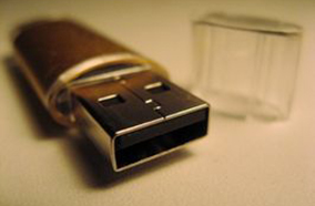 Ghép nối với USB và HDMI